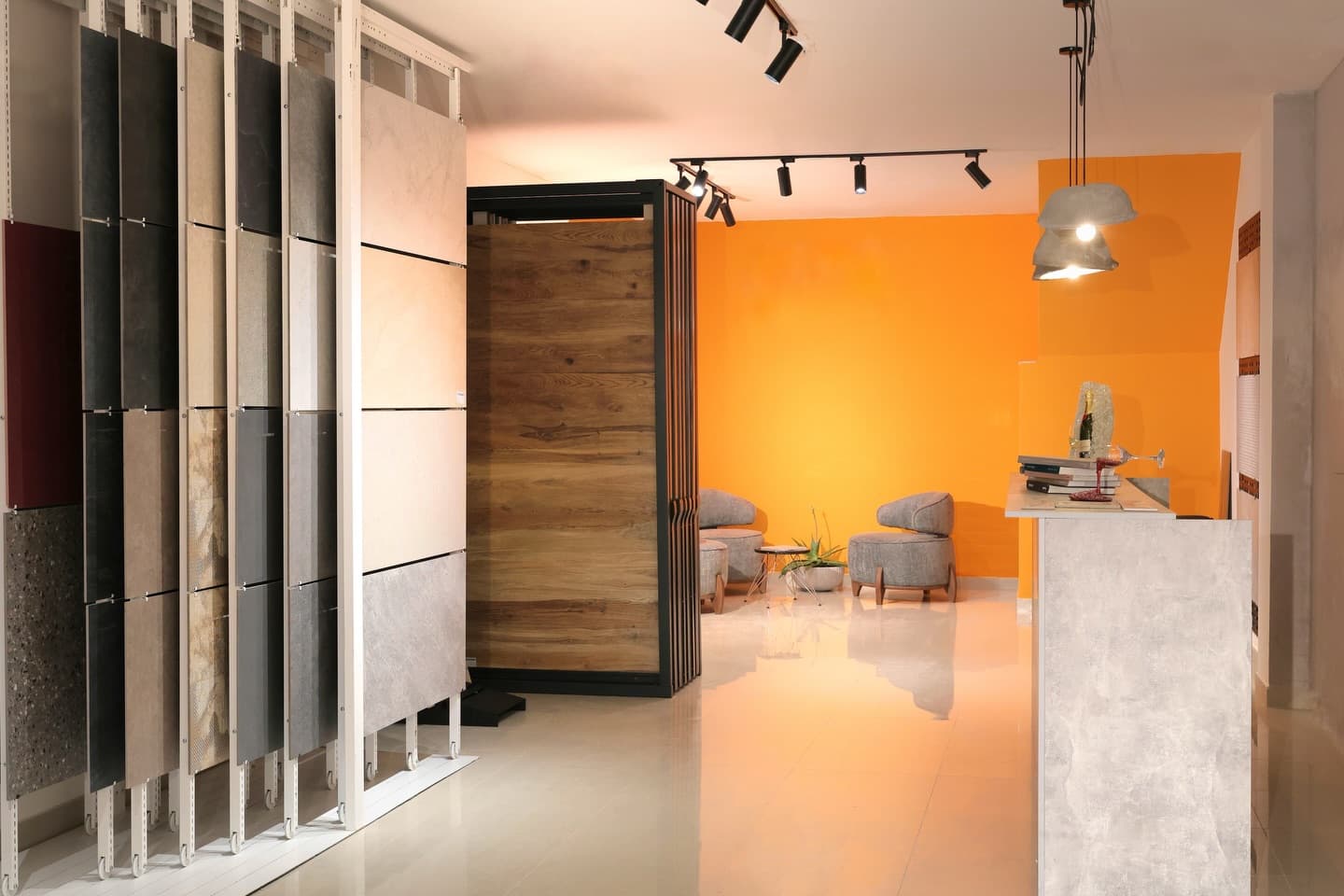 Fotografi 4 nga showroom-i Klade Qeramika